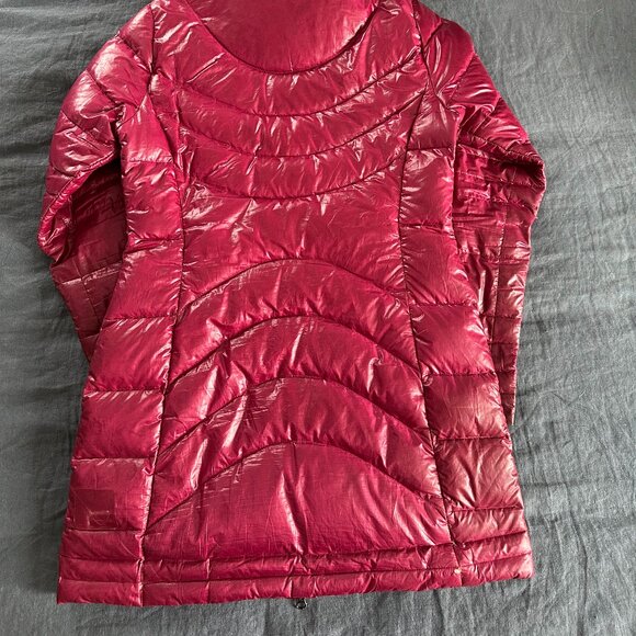 Lolë Pink Down Jacket - Picture 3 of 8